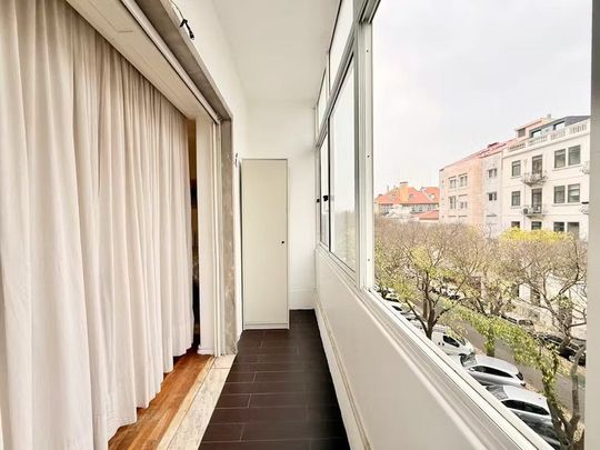 Praça do Duque de Saldanha, Lisbon, Lisbon 1050-094 - Photo 1