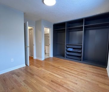 For Lease - 5580 Creditrise Place, Mississauga, Ontario - Photo 1