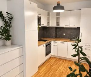 Ab 1. Dezember Helle 2-Zimmer-Wohnung mit großer Innenhof-Terrasse, an U2 - Foto 2