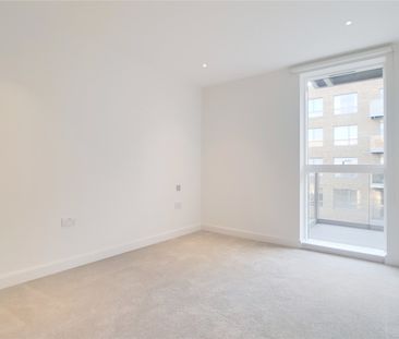 Smithfield Square High Street London N8 - Photo 5