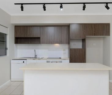 MODERN COMFORT AWAITS! - Photo 4