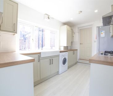 6 bed maisonette to rent in Goldspink Lane, Sandyford, NE2 - Photo 2