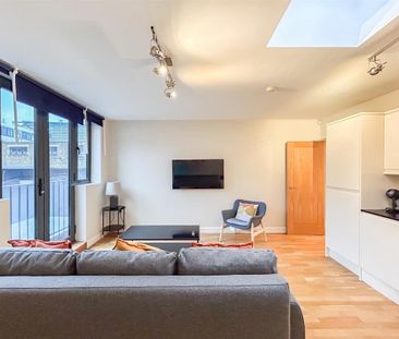 2 bedroom flat to rent - Photo 4