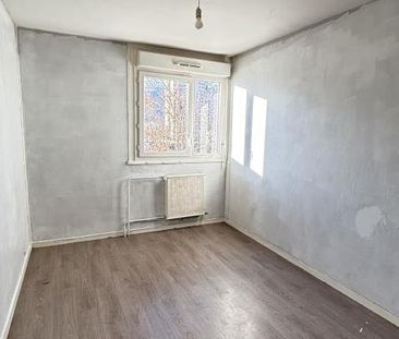 Appartement de type 4 au 22 Rue Christophe Turc - Village Olympique - Photo 5