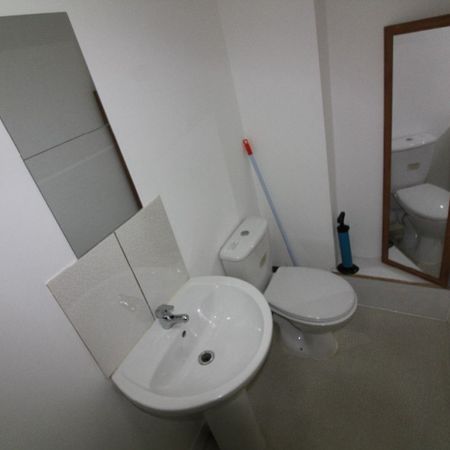 Brook Street Flat 2, PRESTON, Lancashire PR1 7DD - Photo 3