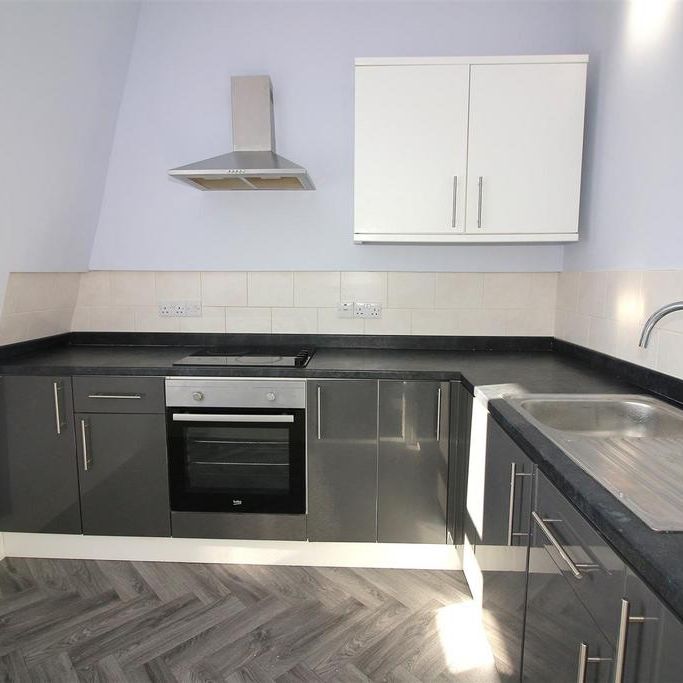 1 bedroom flat to rent - Photo 1