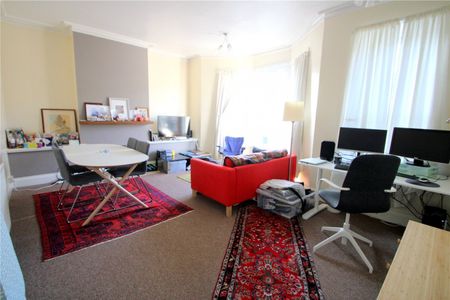 Harrowdene Road, - Photo 3