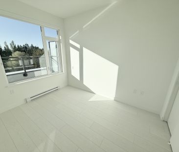 Bright and Brand New One Bedroom in Surrey Central - Photo 6