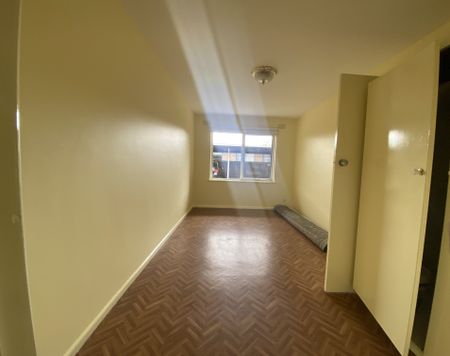 4 / 4 Walnut St, Carnegie - Photo 2