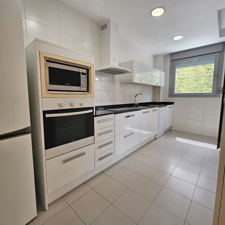 Planta baja de alquiler en Calle de Juan Daniel Fullaondo, Valdebebas - Valdefuentes - Photo 4