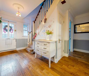 5 bedroom detached house to rent - Photo 4