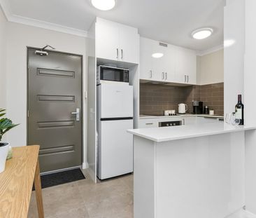 A perfectly located Inglewood apartment with modern amenities - HOM... - Photo 5