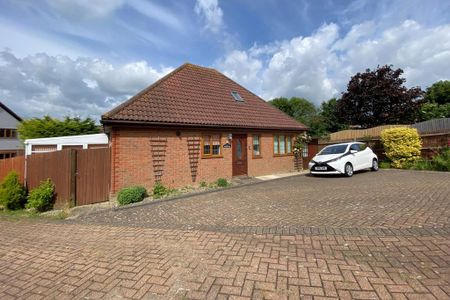 2 bedroom bungalow to rent - Photo 4