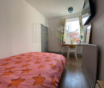 3 bedroom terraced house to rent - Photo 4