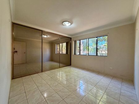 2/138 Military Road Guildford - Photo 2