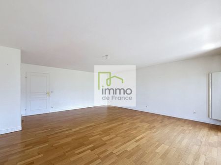 Location Appartement 3 pièces 96m² - Photo 4