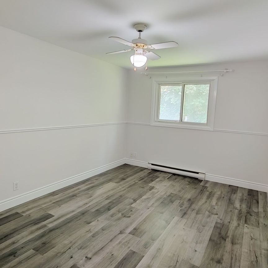 For Lease - 292 Brighton Court Unit# Lower, Oshawa, Ontario - Photo 1