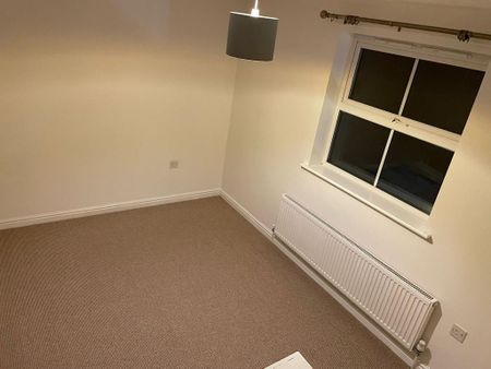 2 bedroom semi-detached house to rent - Photo 3