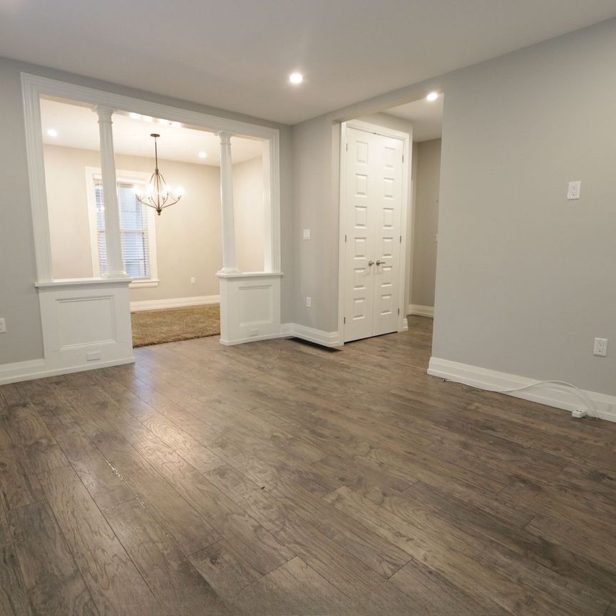 For Lease - 49 Centre Street, Clarington, Ontario - Photo 1