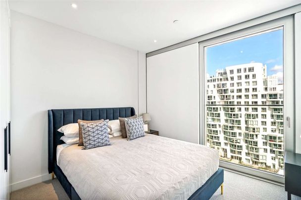 A sensational, brand new one bedroom apartment located in iconic Battersea Power Station - Photo 1