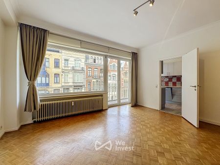 Appartement met twee slaapkamers in Uccle - Photo 2