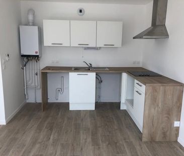 Location Appartement 2 pièces 46m² SECLIN 59113 - Photo 2