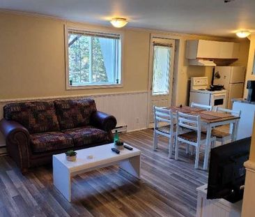 CHAMBRE À LOUER À SAINT-AGATHE-DES-MONTS,PRES DE TOUT LES SERVICES. - Photo 1