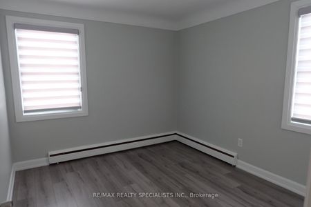 For Lease - 2006 Maplewood Drive Unit# 1, Burlington, Ontario - Photo 3