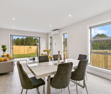 Beachlands, Large 4 Bedroom Townhouse - Photo 4