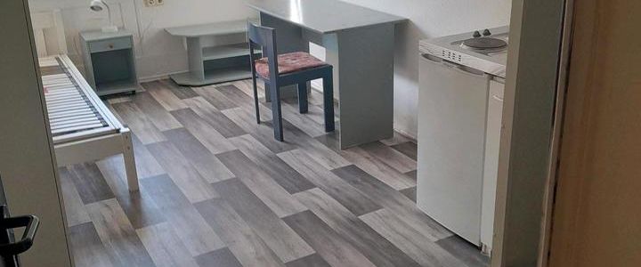 Möbliertes Einzelzimmer keine WG - Photo 1