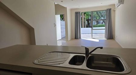 TAKANINI - Terrace Home - Photo 5