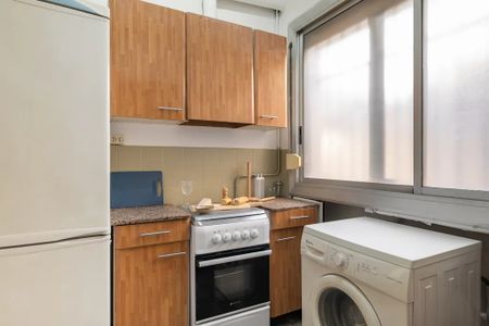 Carrer de Mallorca, Barcelona, Catalonia 08026 - Photo 4