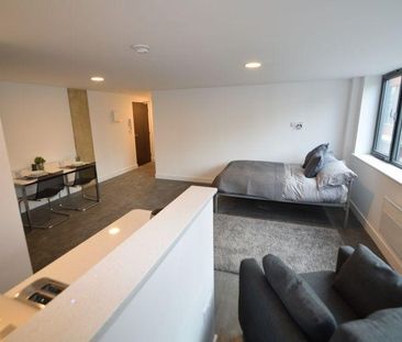 Studio to rent - Photo 6