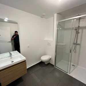 Location Appartement 1 pièce 29m² - Photo 2