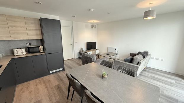 3 bedroom apartment to rent - Photo 1