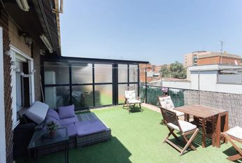 Carrer de Calderón de la Barca, Santa Coloma de Gramenet, Catalonia 08914