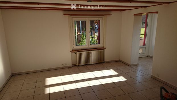 Ruhige 4.5-Zi. Wohnung im Grünen - Foto 1