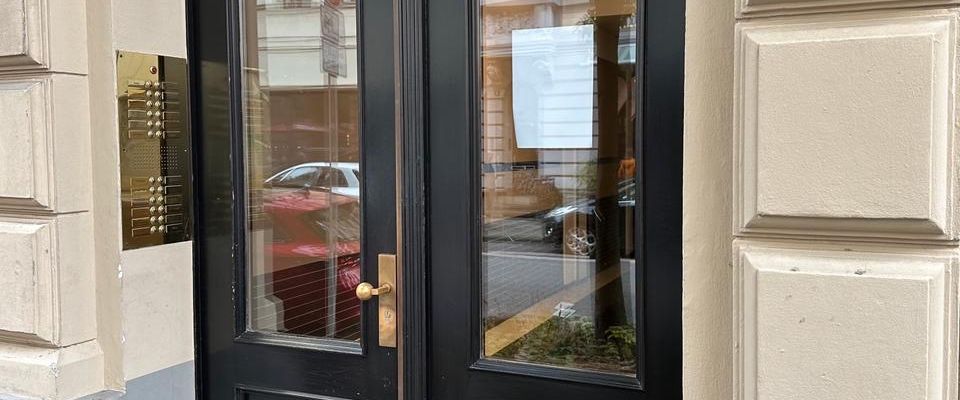 Stilvoll möblierte 2-Zimmer-Wohnung am Eigelstein - Photo 1