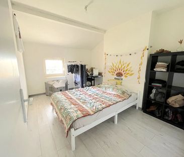 A LOUER PUGNAC MAISON DE TYPE 4 AVEC JARDIN ET GARAGE - SECTEUR PUGNAC - Photo 4