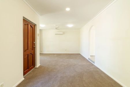 8 Tarup Place, Hillman. - Photo 2