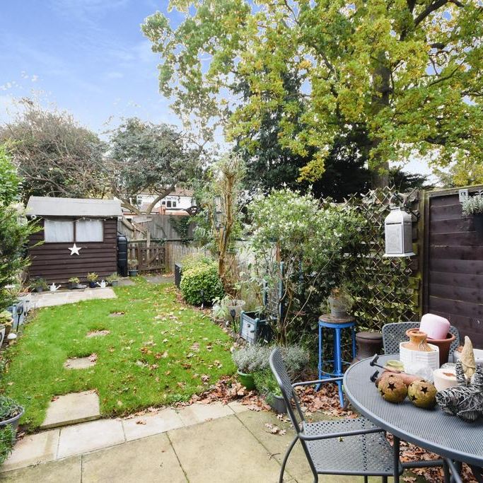 2 bedroom terraced house to rent - Photo 1