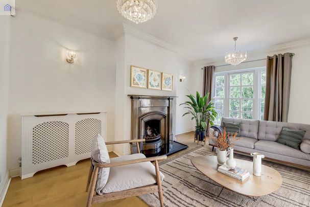 4 bedroom terraced house to rent - Photo 1