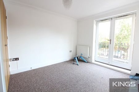 3 bedroom townhouse to rent - Photo 3