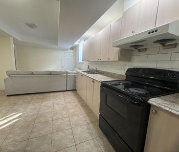 For Lease - 124 Herdwick Street, Brampton, Ontario - Photo 3