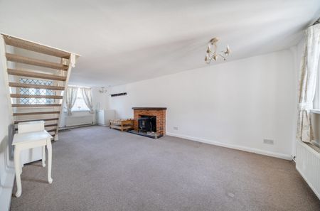 2 bedroom terraced house to rent - Photo 2