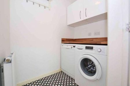 Greville Gardens, Newcastle Great, NE13 - Photo 3