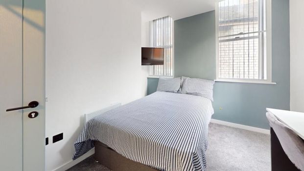 5 bedroom house to rent - Photo 1