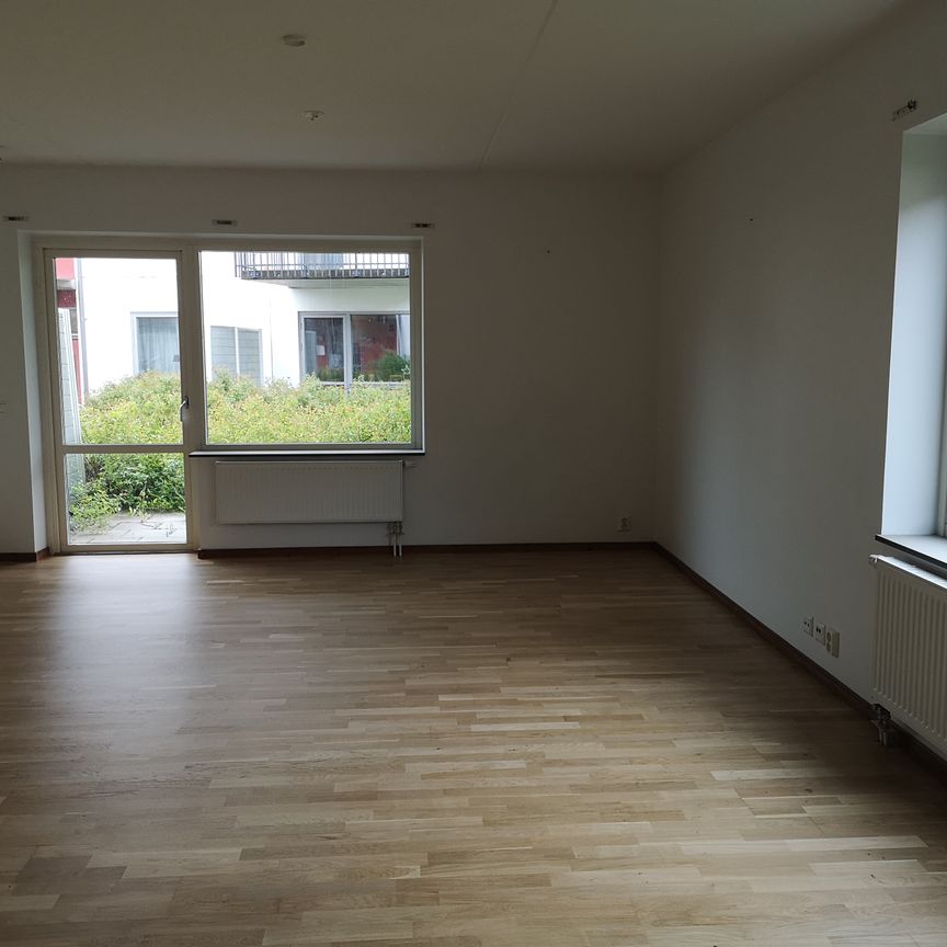 Allévägen 11B - Photo 1