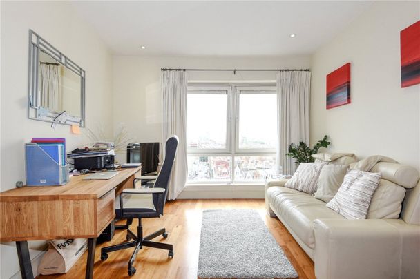 2 Praed Street, Paddington, London, W2 - Photo 1