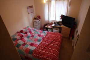 71 Flat 4 Cardigan Road, Leeds, LS6 1EB - Photo 1